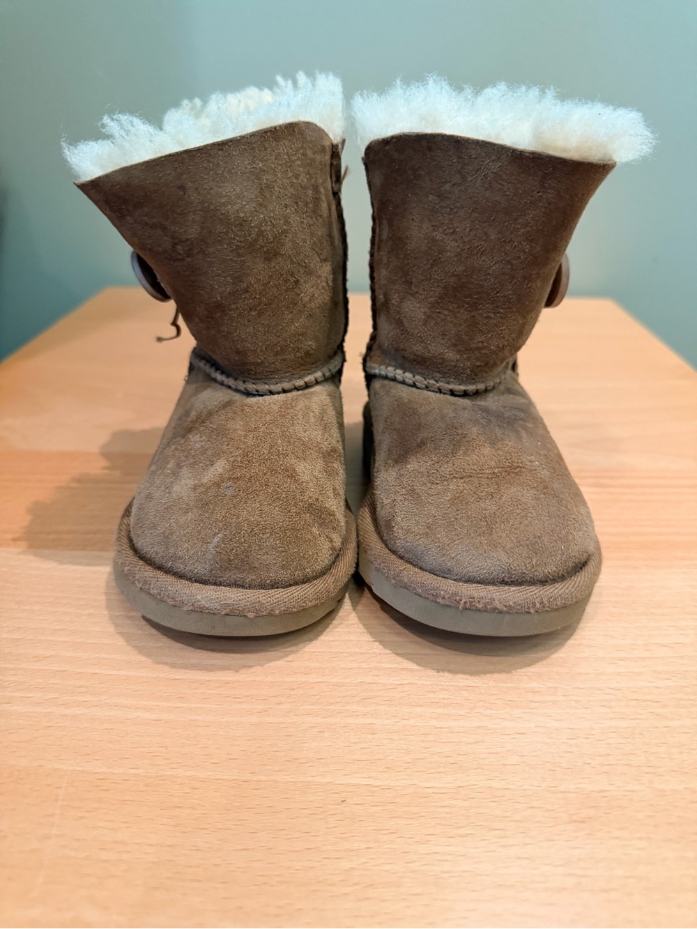 UGG Kids Bailey Chestnut Shearling Suede Booties with Button